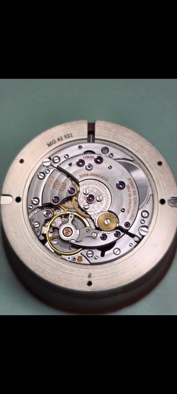 Roger Dubuis Calibre RD821 servicing, 2 of 3