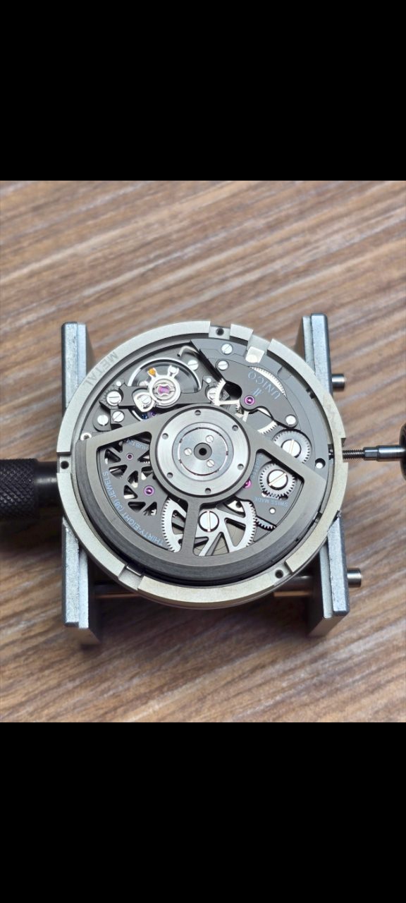 Hublot Big Bang Unico Calibre HUB1242 servicing, 1 of 2