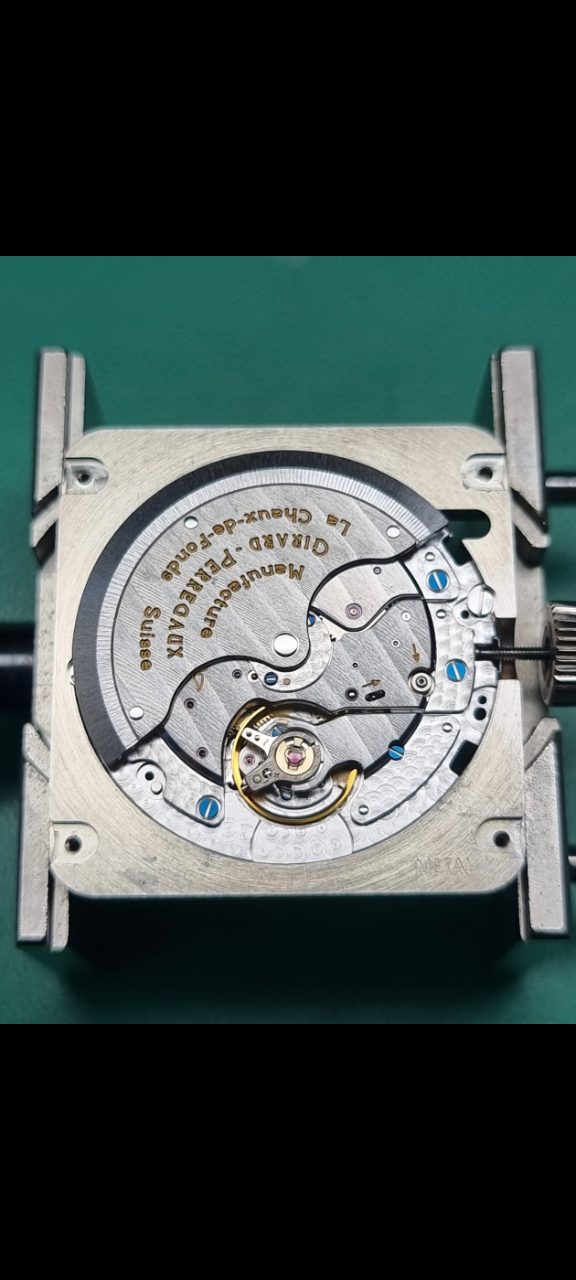 Girard Perregaux 1945 Big Date/Moon phase servicing, 3 of 4