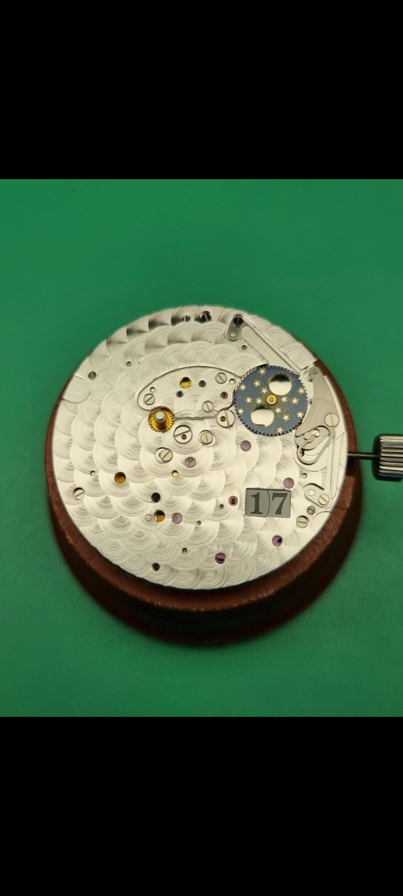 Glashütte Original PanoMaticLunar Calibre GO90 servicing, 1 of 4
